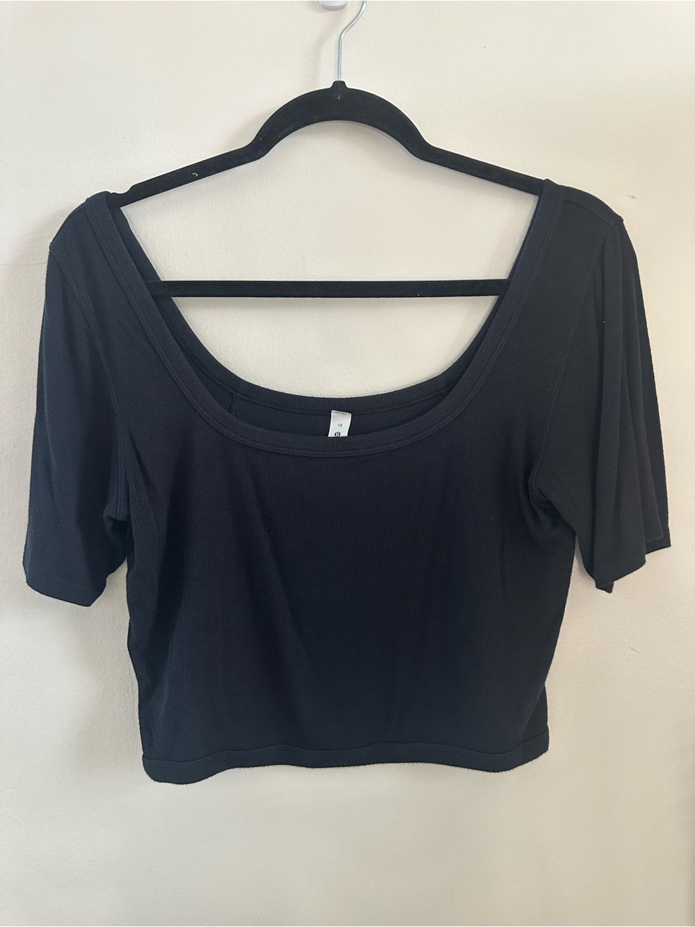 Lululemon Ribbed Black Tee Size 10